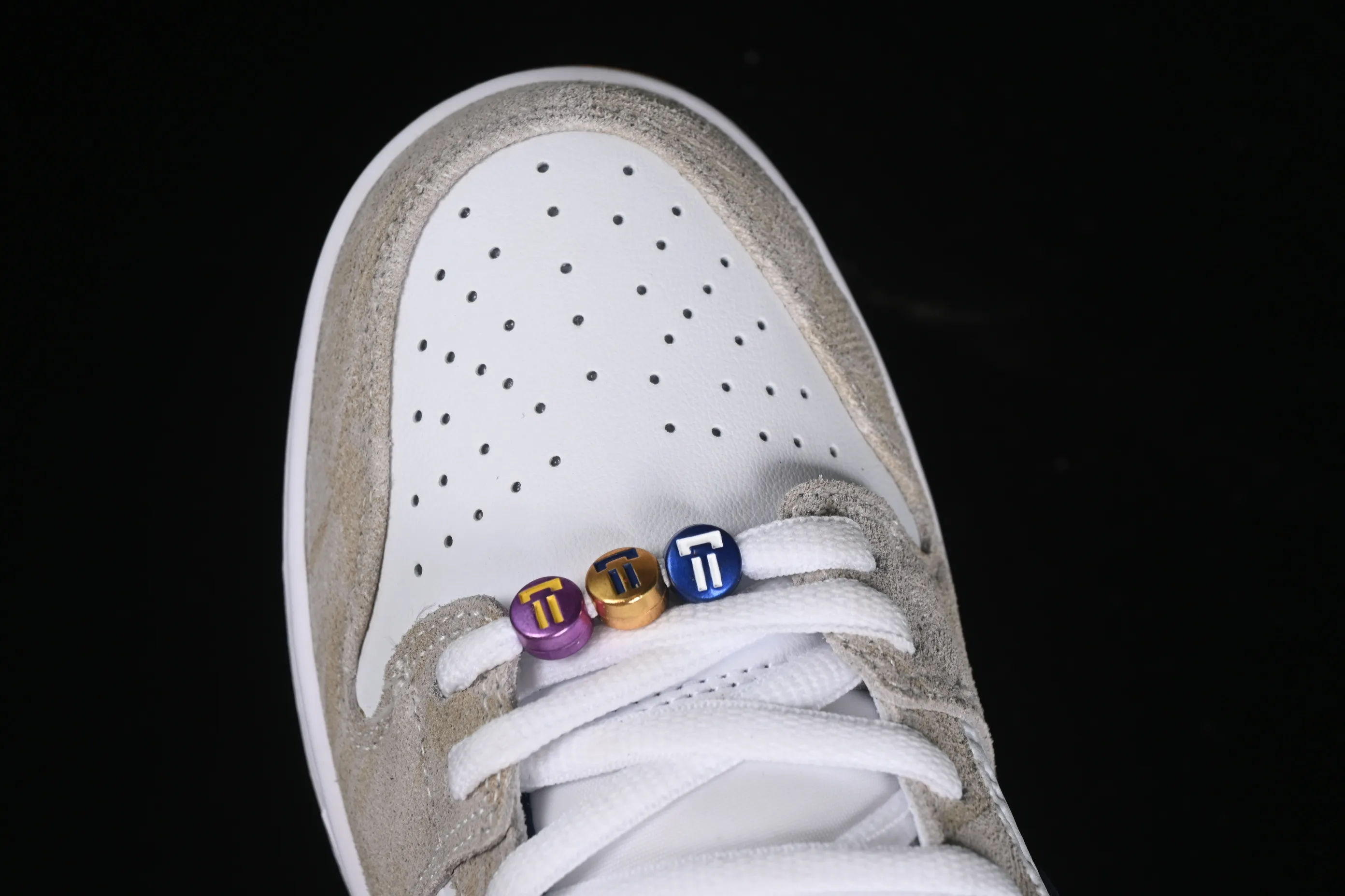 All categories Nk SB Dunk Series Nk SB Dunk Low low-top sneakers Rayssa Leal x Nk SB Dunk Low Brazilian skateboarding goddess joint model SB low-top casual sneakers FZ5251-001